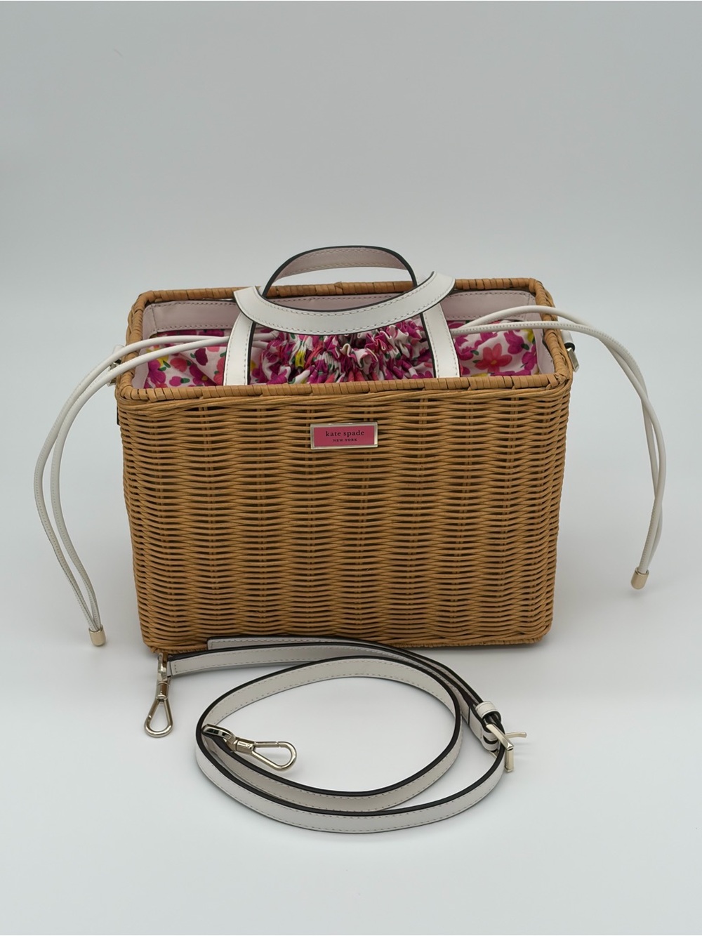 kate spade White Trim Wicker Tote with Pink Floral Liner